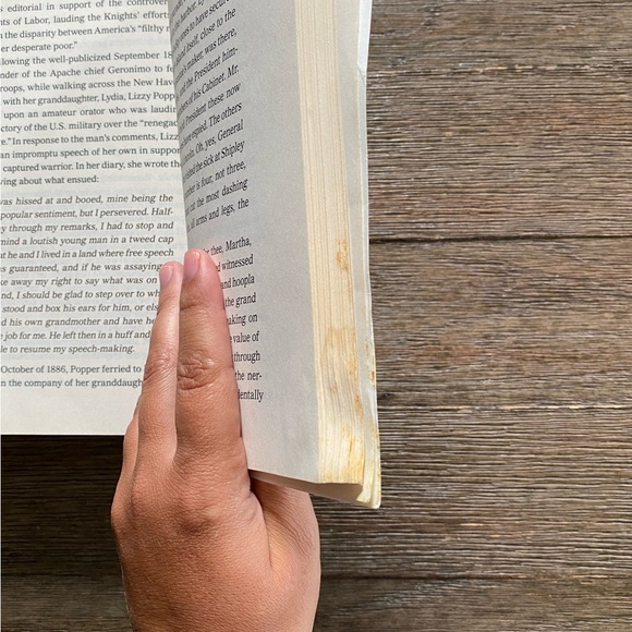 The Hour I First Believed by Wally Lamb - Picture 6 of 6